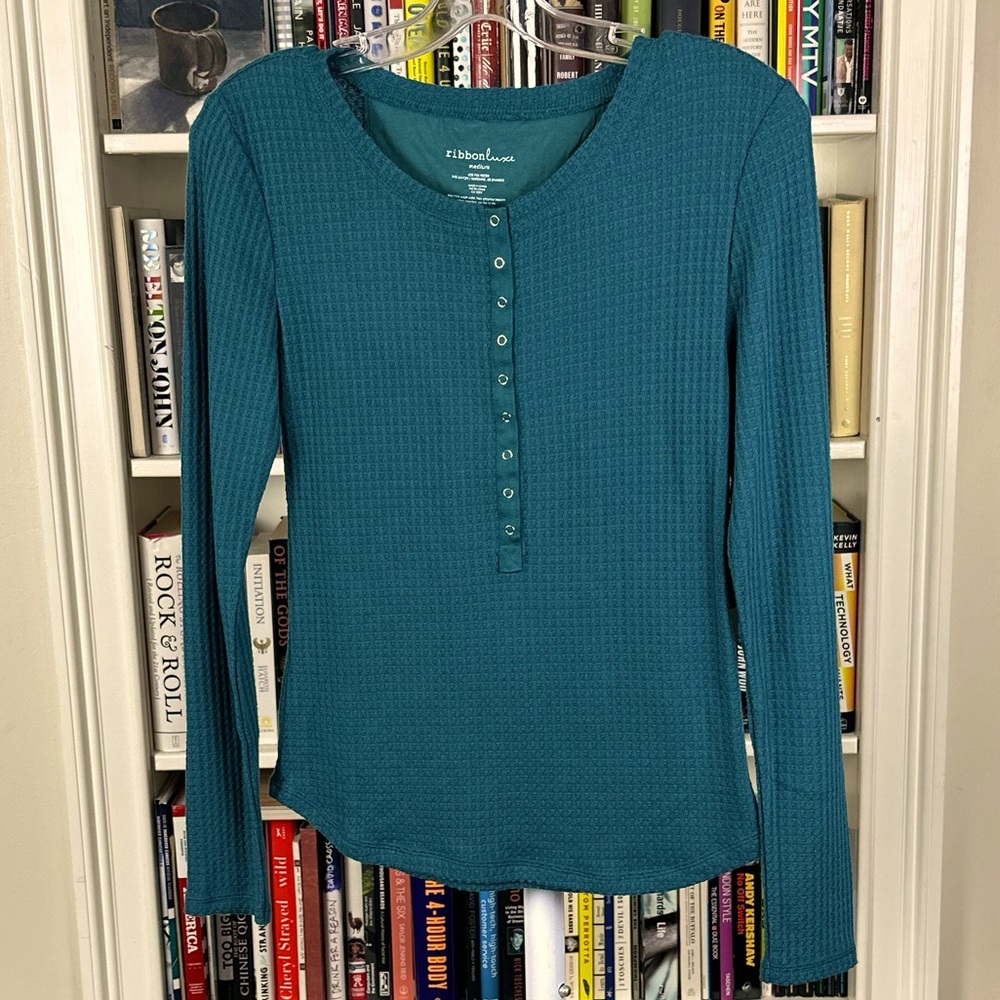 Plenty RibbonLuxe forest green waffle shirt, medium
